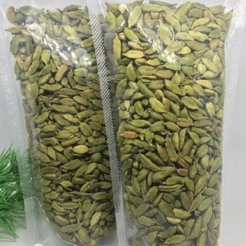 

Cardamom Jumbo/Kapulaga India/Kapulaga Hijau/Cardamon 50g murah