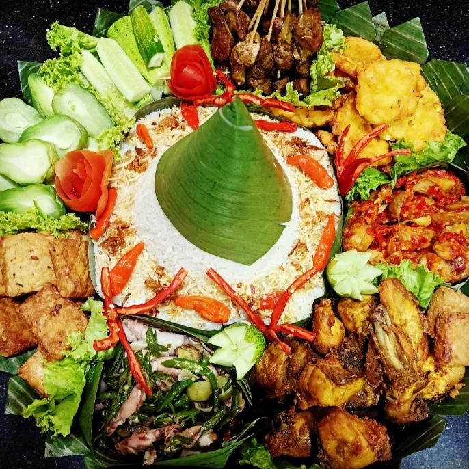 

tumpeng nasi liwet 10 orang