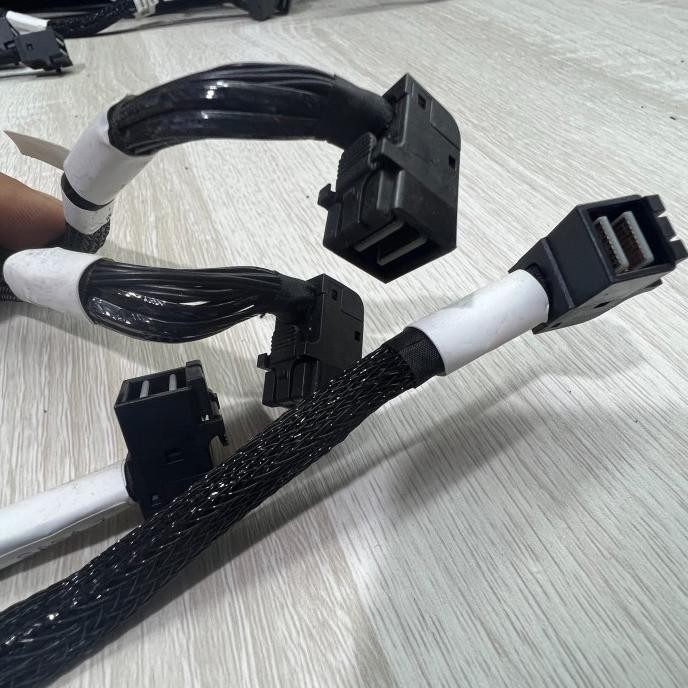 Sas 12G Hd Mini-Sas Cables Sff-8644, Sff-8643, Sff-8680, Sff-8087 Co