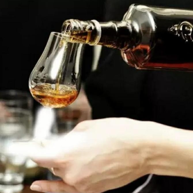 Gelas Whisky/Whiskey Tasting Glass Tulips Shaped/Gelas Kaki Tulips