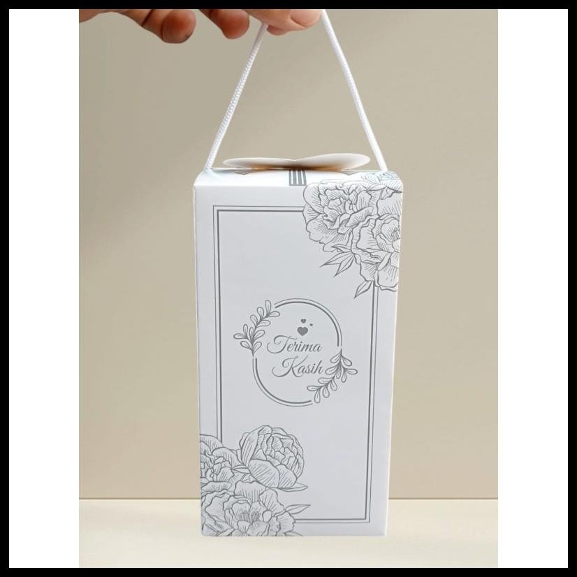 

Ready (50Pcs) Box Kemasan Gelas Souvenir Ukuran 8,5X8,5X16 Cm {Terlaris|Best Seller}