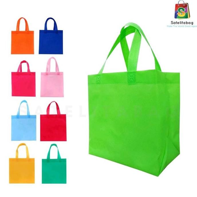 

(ISI 12PCS) Tas Goodie bag Souvenir Handle Box 25x25x15 murah