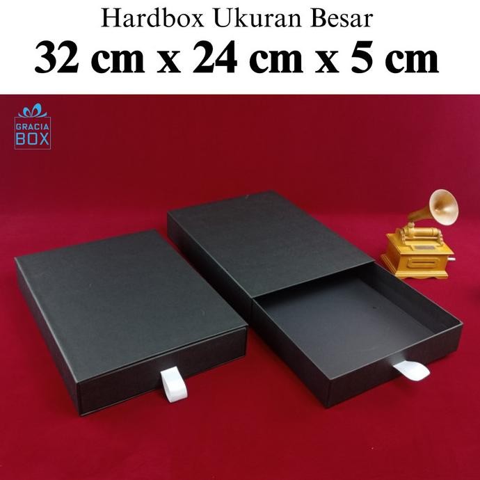 

Hardbox Ukuran 32 cm x 24 cm x 5 cm murah