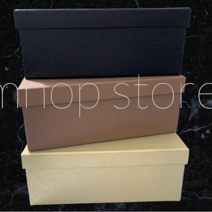 

kotak kado size 25x25x10 murah