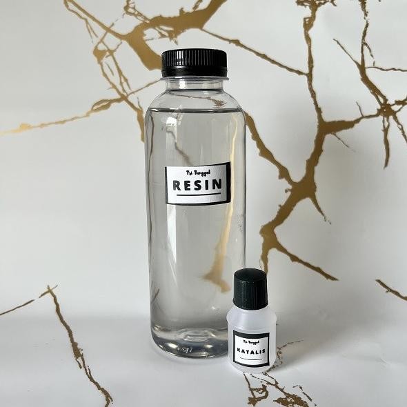 

Resin 250 Gram + Katalis Bening Kerajinan Resine Recin Catalis Co