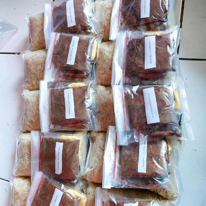 

Bumbu kebuli/briyani/mandhi/kabsah/bukhori enak gurih paket kompl plus beras basmati 500gr nUg