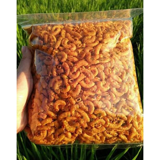 

HJ Makaroni Daun Jeruk 500 gram Makroni Pedas Makroni bantat Makroni cikruh makroni kriuk Cemilan Pedas Cemilan enak Basreng Daun Jeruk Basreng Bandung Cemilan kiloan Oleh oleh Bandung Snack Keripik Enak