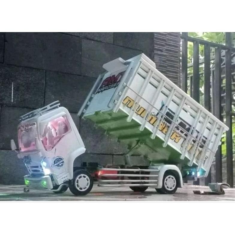 MINIATUR TRUK OLENG FUL FARIASI LAMPU WARNA MAINNAN ANAK ANAK TERLARIS TERVIRAL TERPOPULER TERBARU 2