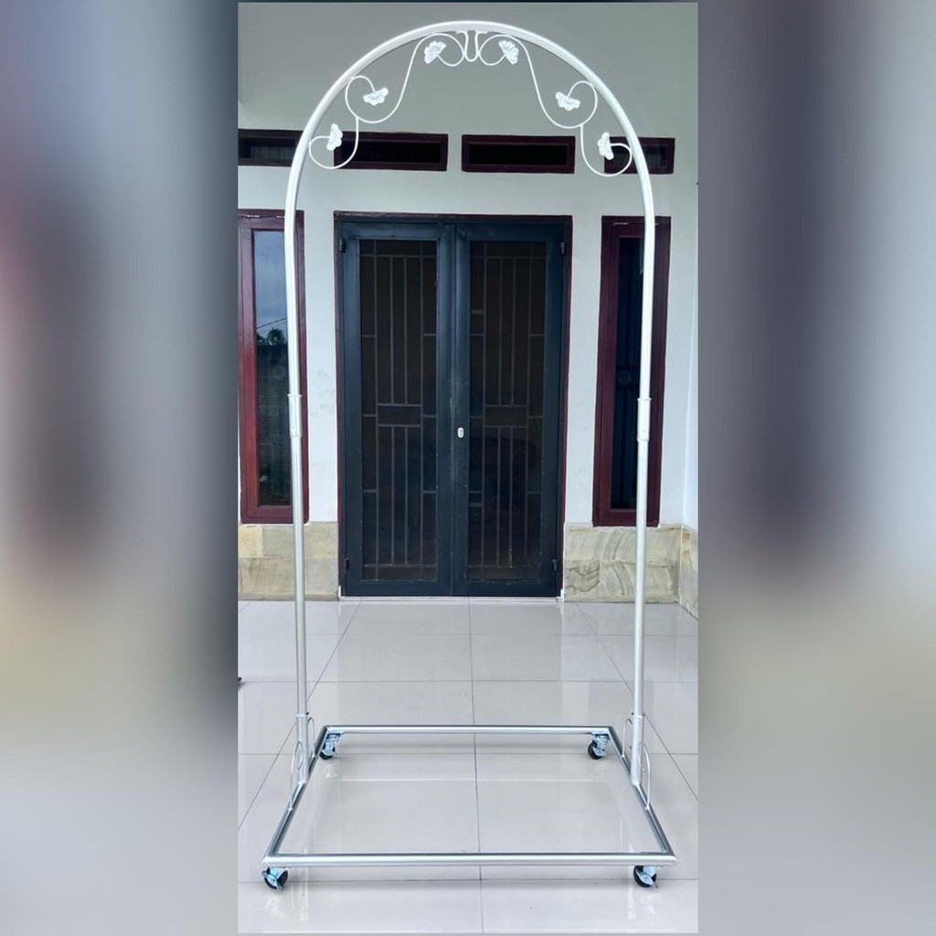 Tiang ayunan bayi roda kunci