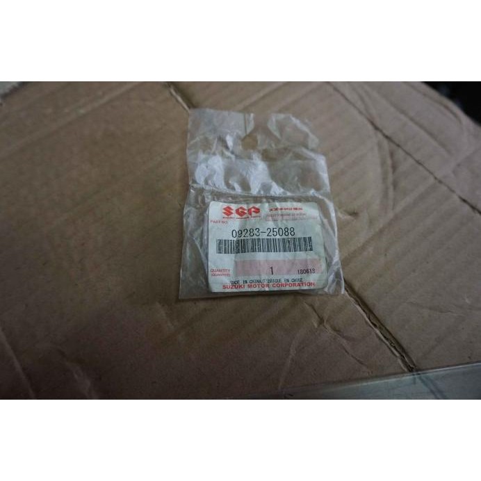 Oil Seal Oli Gearbox Transmisi Manual Suzuki Ertiga Aerio Original SGP Gearbox