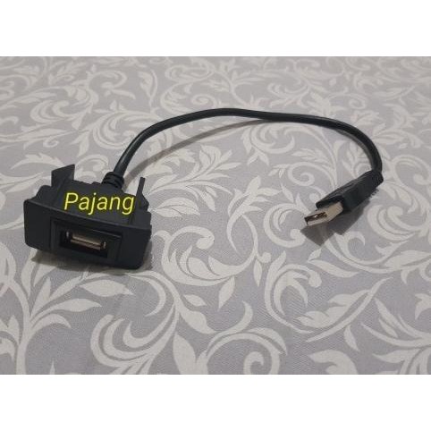 New Colokan USB untuk Mobil Honda Brio / Jazz /Civic /Accord / CRV / Freed