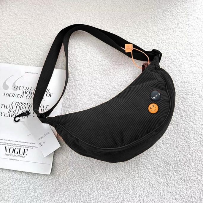 Tas Selempang Corduroy Dumpling Bag Uniqlo
