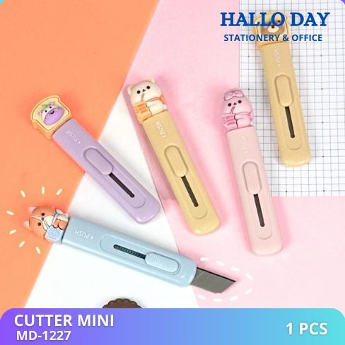 

Qv21 Hd Pisau Mini Karakter Portable/Cutter Mini Topper Motif Lucu/Cutter Mini Pemotong Kertas