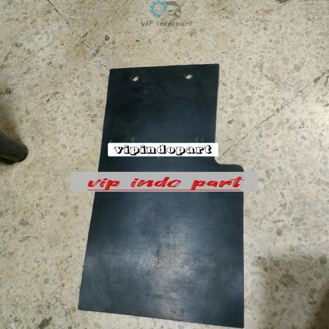 Karpet Lumpur Roda/Mud Guard Belakang Panther Pick Up Original