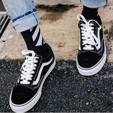 SEPATU UKURAN JUMBO BIG SIZE 45/46/47/48/49 SEPATU COWOK KEREN GAYA TERBARU SEPATU SEKOLAH/ KULIAH T