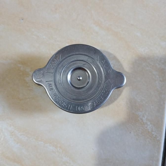 tutup radiator w124 w202