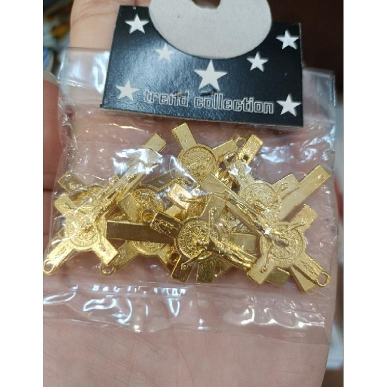 Rg-4 Sale Liontin Salib Benediktus Gold Isi 12 A39 M2/70 - Liontin Salib - Salib - Liontin Salib Ros