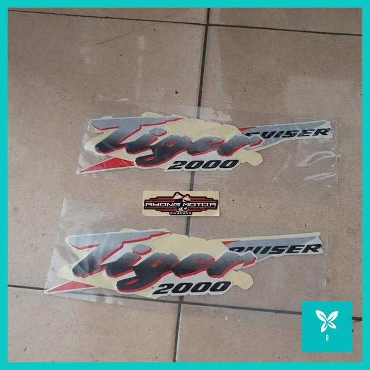 | AYM | STRIPING TIGER 2000 PUTIH (SILVER OREN)