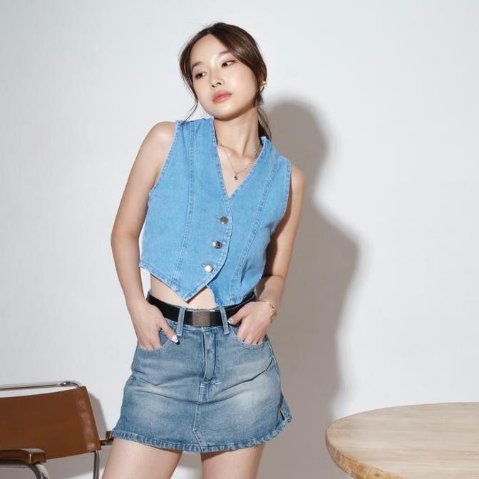 LADOUCE - THEXIA DENIM VEST ATASAN ROMPI CROP JEANS WANITA