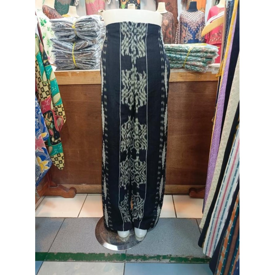 KULOT TENUN - TENUN MOTIF NTT - BAWAHAN TENUN - KULOT.CELANA KULOT