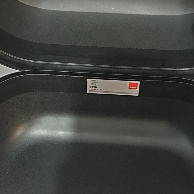 New PAKETAN BOX GIVI E33 DAN BREKET BOX VARIO 125 VARIO 150