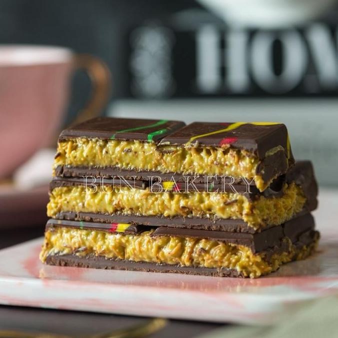 

Chocolate Dubai Pistachio Bun Bakery Miko Mall