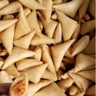 

Samosa Abon Ayam cocok untuk cemilan sehari hari