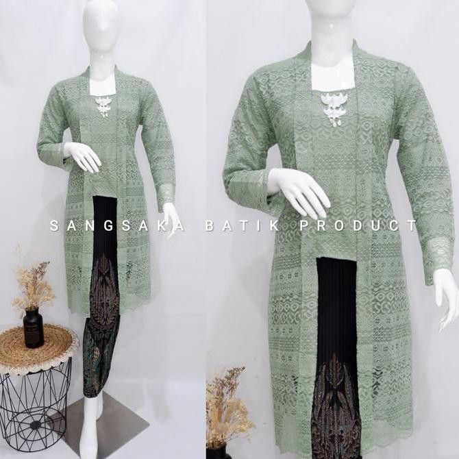 Kebaya Kutu Baru Brokat / Kebaya Tunik Wanita / Kebaya Wisuda/Kebaya kekinian/kebaya Ukuran jumbo/Ke