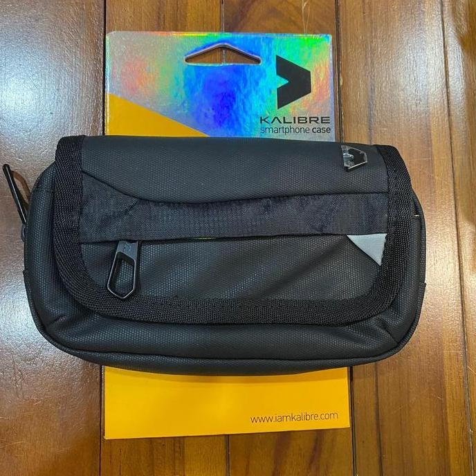 Tas Hp Pinggang Landscape Kalibre 928045 Phone Case Horizontal - Black (Best Quality)
