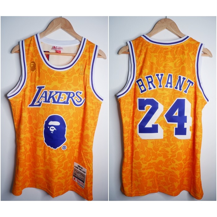 JERSEY BASKET IMPORT PREMIUM SPECIAL BAPE x LAKERS 24 KOBE BRYANT KUNING