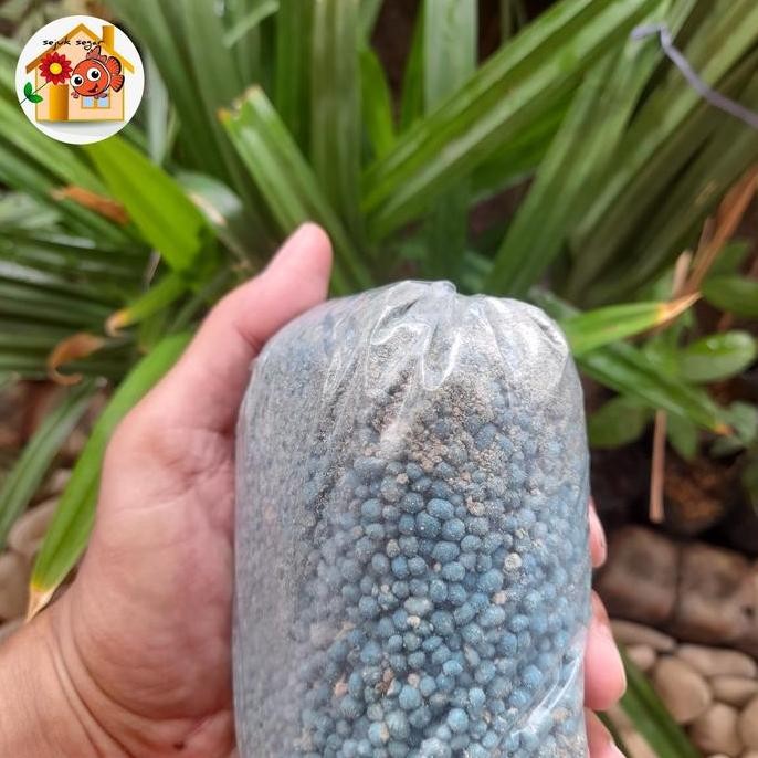 

Terlaris Pupuk Npk 16 16 16/ Pupuk Penyubur Tanah Akar Batang Daun Bunga Buah