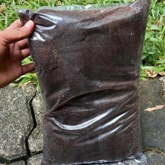 

Terlaris Pupuk Organik Kandang Kambing Kering 2Kg Alat Pertanian Terlaris Langsung Cekout