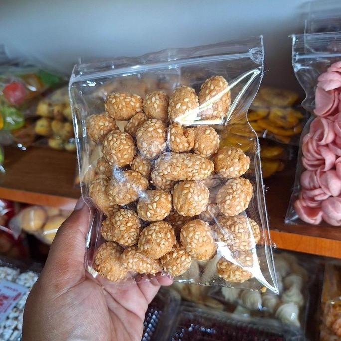 

Terlaris Keciput Ciput Wijen Serba 5000 Cemilan Gurih