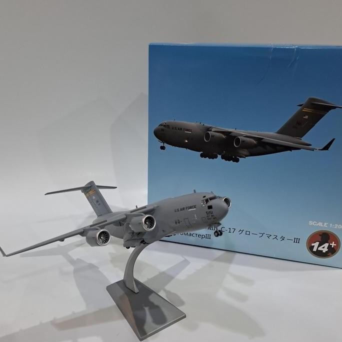 diecast pesawat C17 Globemaster III US Airforce scale1:200