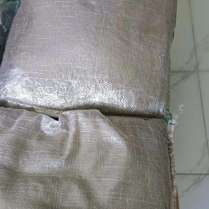 

Terlaris Pupuk Kandang / Kotoran Hewan Permentasi