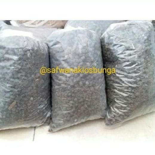 

Terlaris Pupuk Kandang Kambing Murni Repack 1Kg