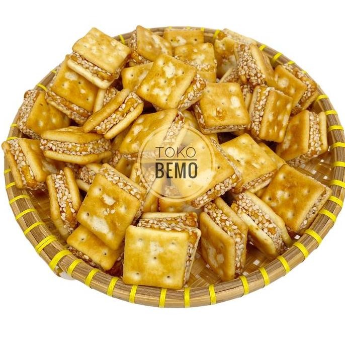 

Terlaris Biskuit Malkist Mini Wijen 250Gr