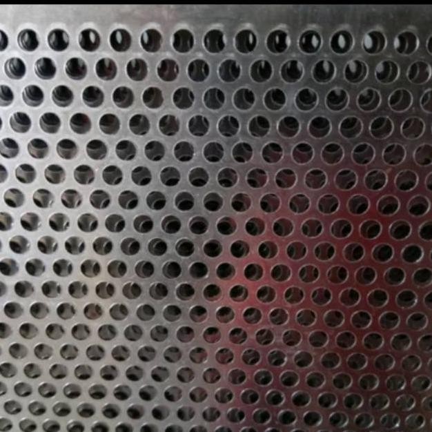 NEW Plat Lubang Besi Bolong Perforated 5mm Ukuran 60cm x 100cm