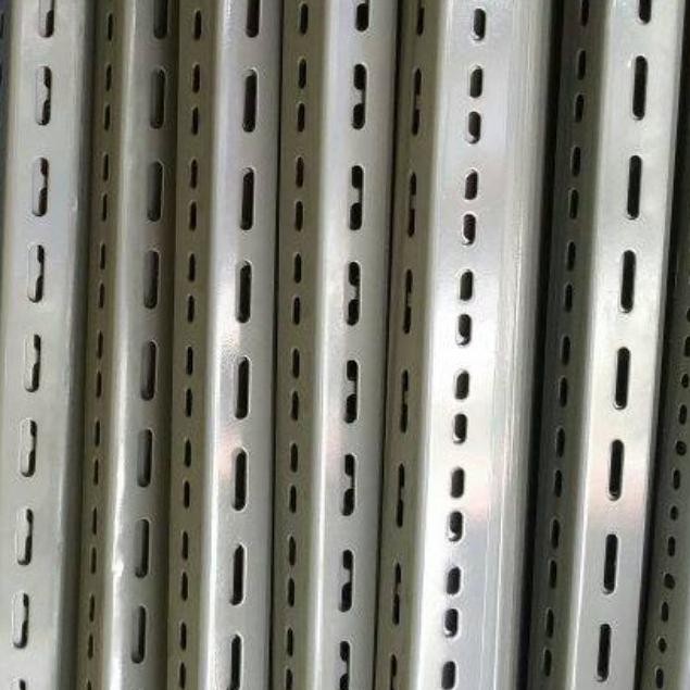 NEW Besi siku lobang 1,4mmx3.6x3.6 panjang 3 m Batangan