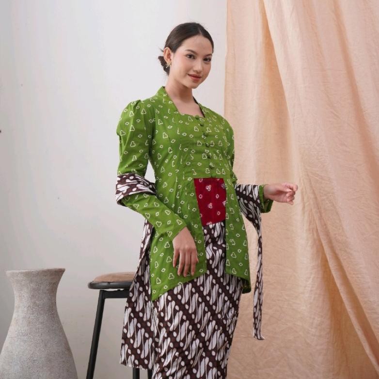 Kebaya Kutubaru Vintage Kain Jumputan Solo / Angking Jumputan