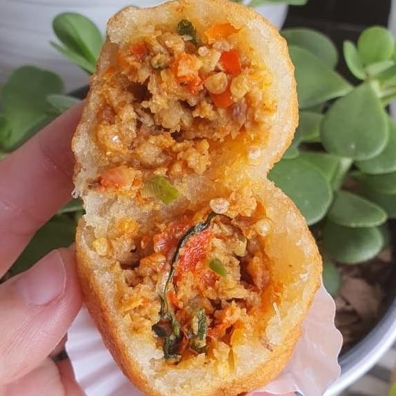 

Murah Combro Maknyusss Frozen Pedas Banget Isi 10Pcs