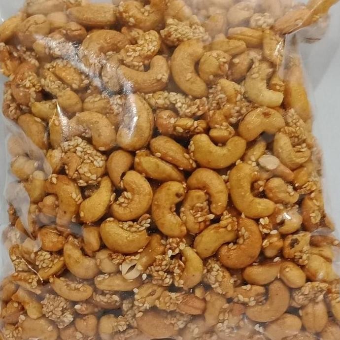 

Terlaris Kacang Mede Madu Wijen Berat 1000Gr