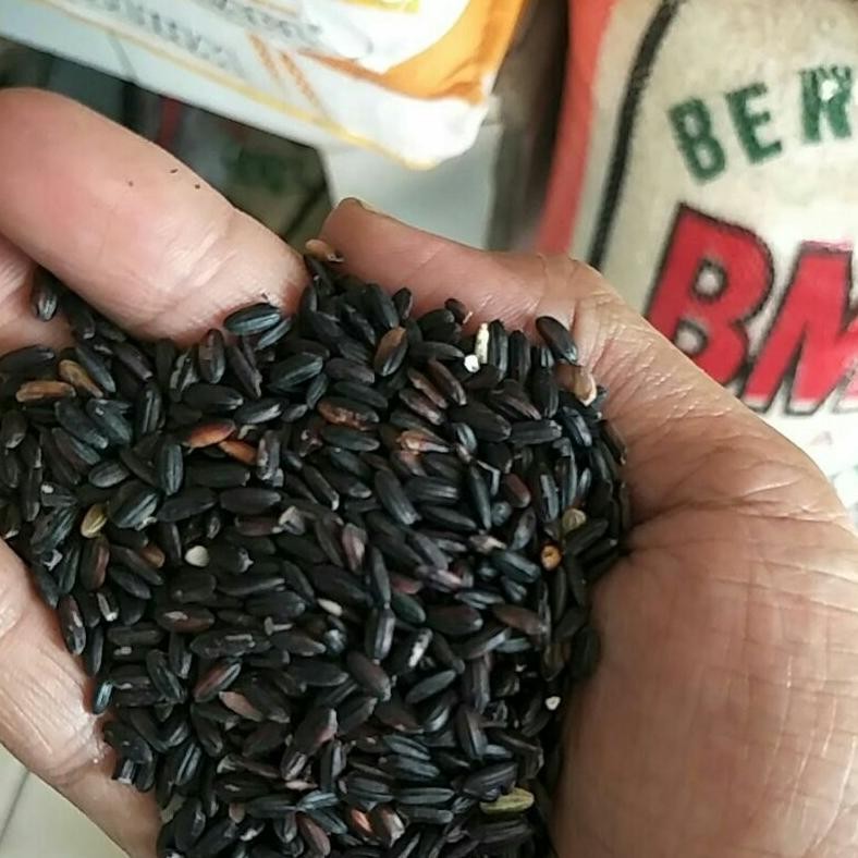 

Ketan hitam P.K per kg bandung super