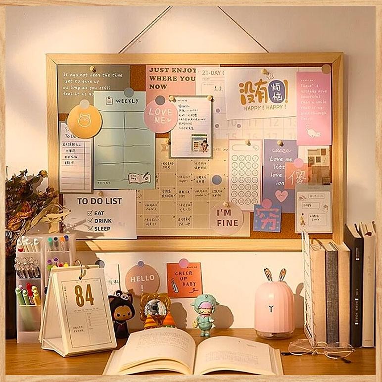 

TERLARIS (TERMURAH) MDF Board Mading kamar aesthetic 30x40 / 40x60 / 50x80 / 60x 100 dekorasi meja belajar Corkboard Siap kirim