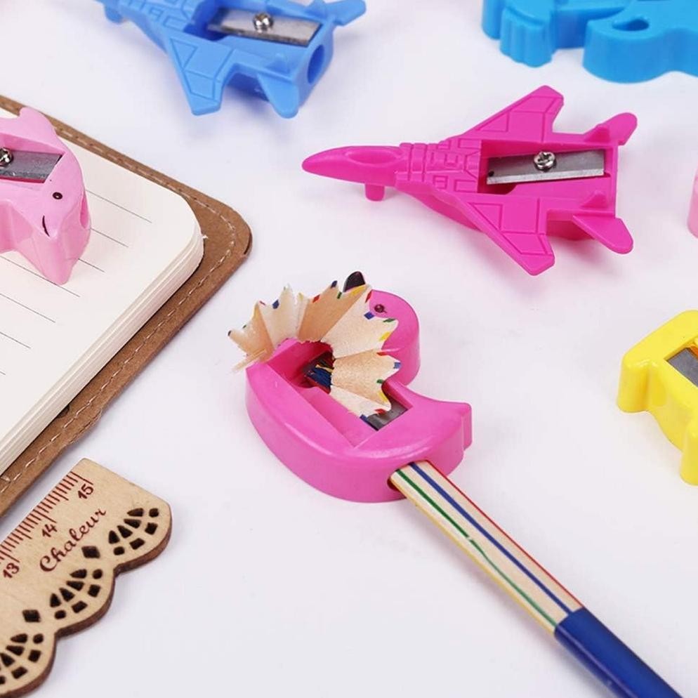 

Praktis (1 Drum) Serutan Pensil Lucu 139 / Serutan Mini 140 / Rautan Karakter Lucu 141 / Rautan Kecil 142 / Penyerut Pensil / Rautan Pensil Kecil / Pencil Sharpener Mini