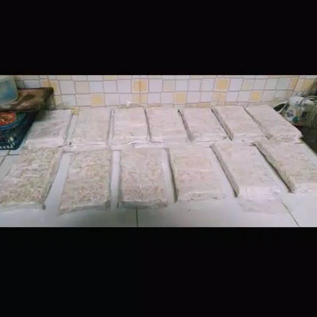 

Inovatif Tempe Kedelai Per Bungkus Kecil, Sedang
