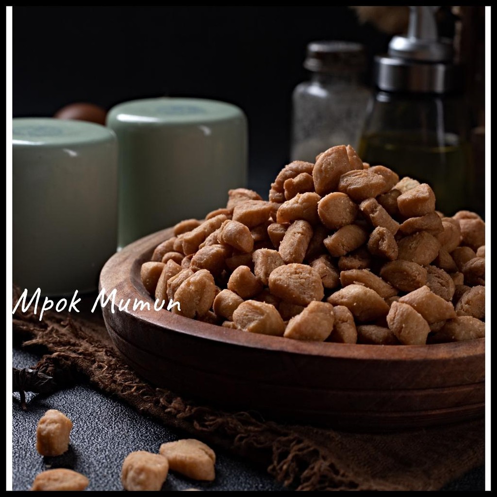 

BIJI KETAPANG MPOK MUMUN OLEH OLEH DARI JAKARTA KHAS BETAWI