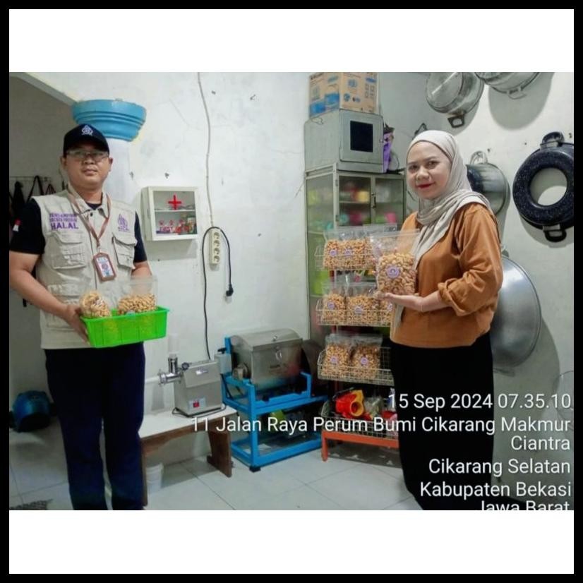 

KUE BIJI KETAPANG WIJEN POUCH 500GRAM