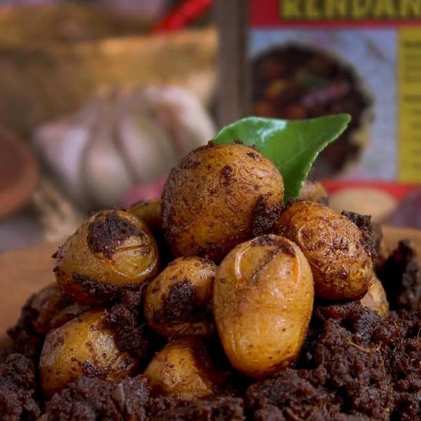 

Rendang Kentang Rendang Maktuo Bumbu Kering Hitam 200 Gram Khas Minang