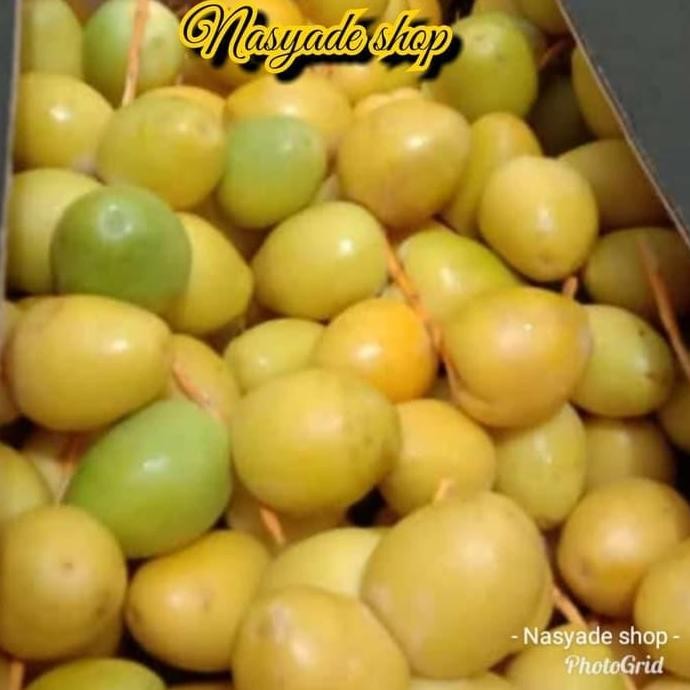 

READY 250gr kurma muda fresh/segar Bukan Beku Bukan Frozen